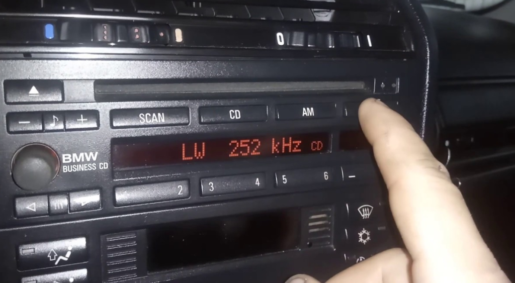 BMW E36 Radio Code
